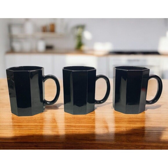 Vintage Black Glass Arcoroc Octime France Octagon Coffee Mugs Cups 8oz Set Of 3 - Picture 1 of 11